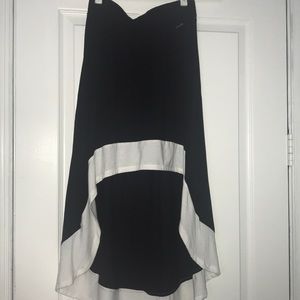 Guess Black with white border hi-low skirt